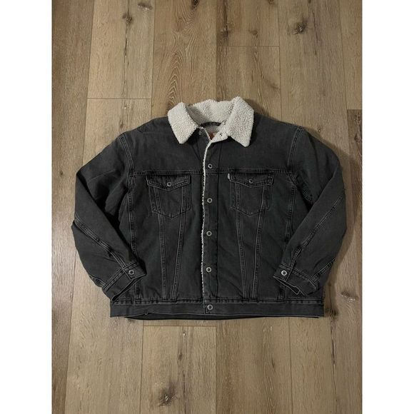 Levi’s Mens Silvertab Black Sherpa Lined Trucker Jacket Size XL - Picture 1 of 3